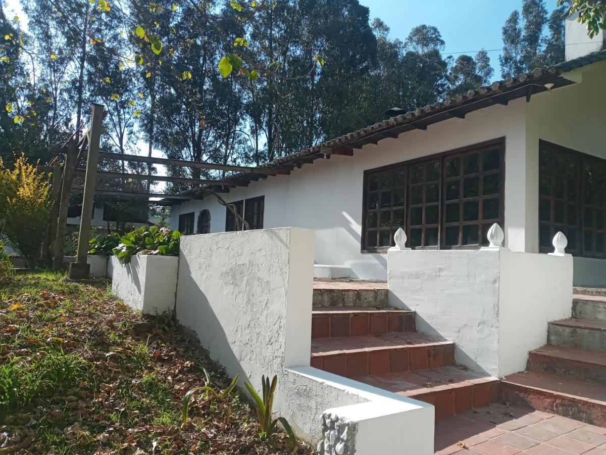 Quinta Los Eucaliptos Hotel Quito Eksteriør billede